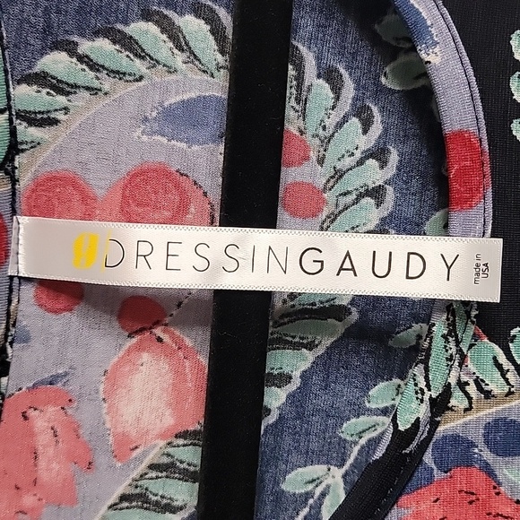 Dressin Gaudy Blue Floral Ruffle Ladies Top Size Large - Picture 4 of 5